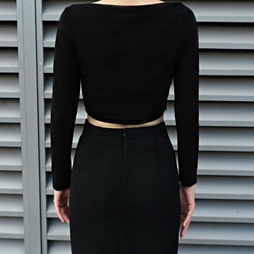 KAMELLIA - Mallorie Set - Set áo croptop ôm cổ vuông phối chân váy midi xẻ tà